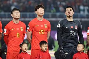 焦点！记者晒日本队亚洲杯发布会图：应是亚洲杯最火一场发布会
